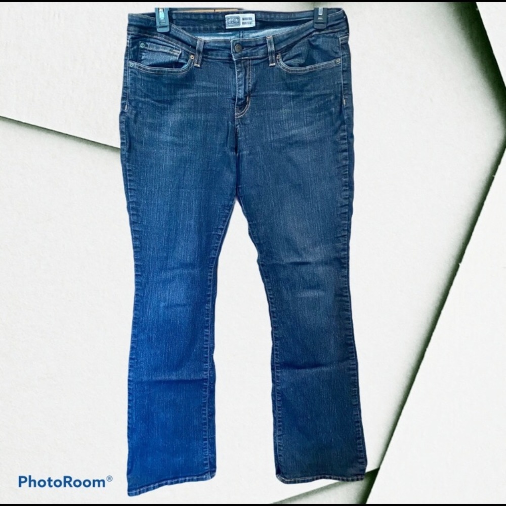 16 Long Levi’s Classic boot cut Jeans Medium wash - Picture 1 of 10